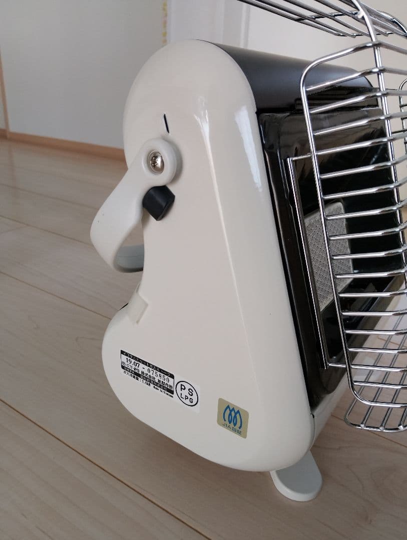 Iwatani【イワタニ】カセットガスストーブ　美品　 CB-STV-MYD