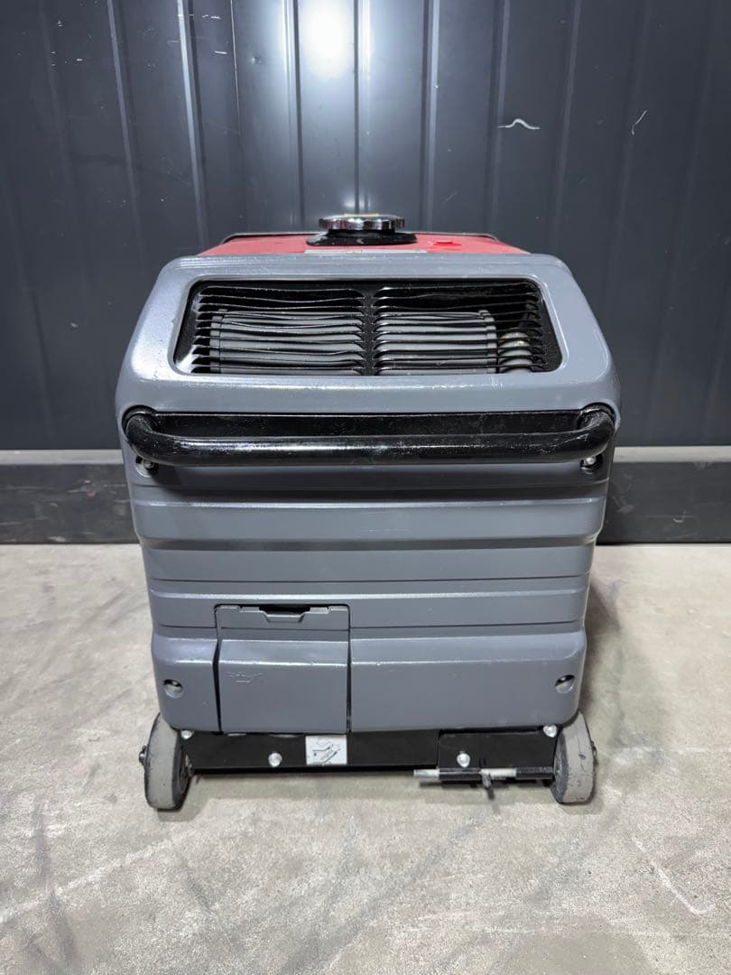 HONDA ホンダ インバーター発電機 EU28iS ガソリンエンジン発電機 ④