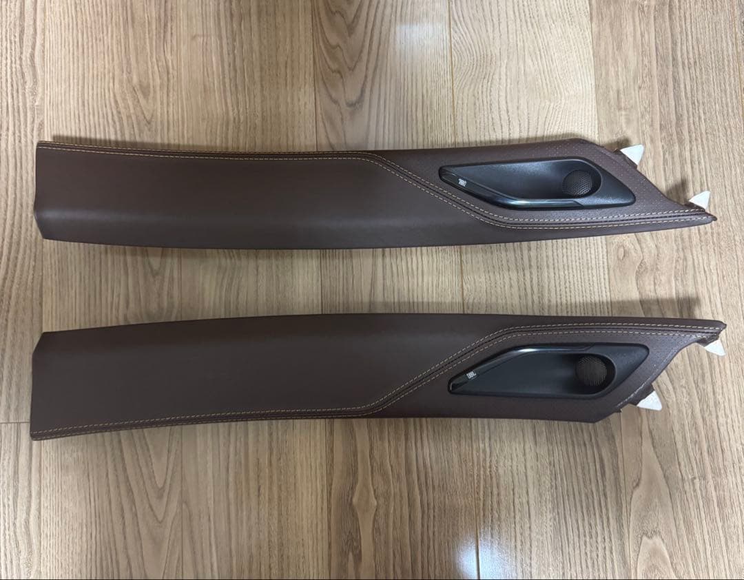 グラージオ80 ハリアーAピラーパネルSET　JBLパンチング＋ブラウン革