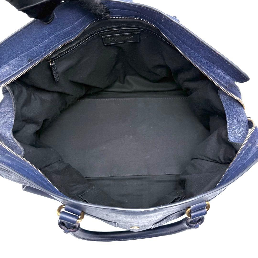 Yves Saint Laurent カバスシック　Yライン　レザートートバッグ