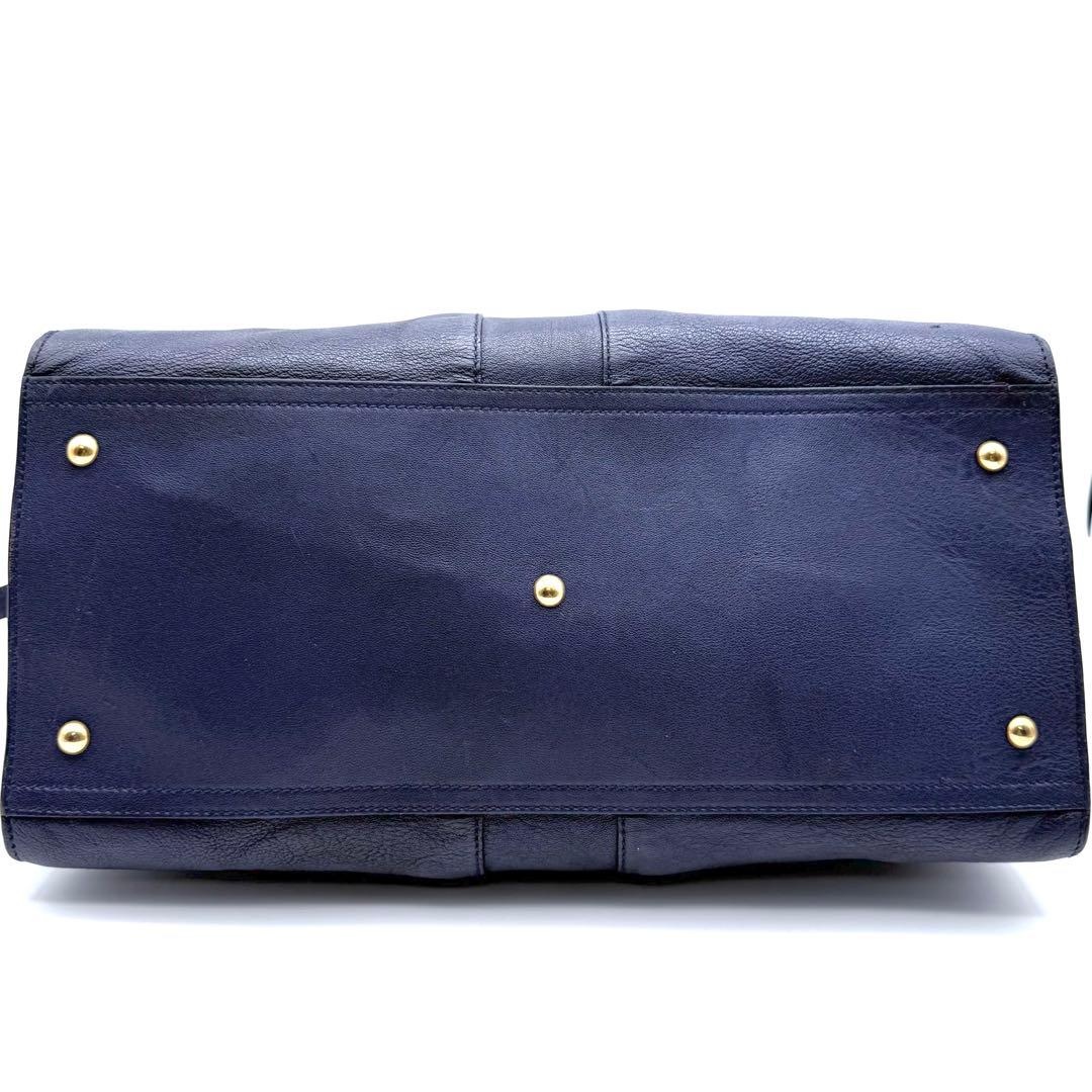 Yves Saint Laurent カバスシック　Yライン　レザートートバッグ