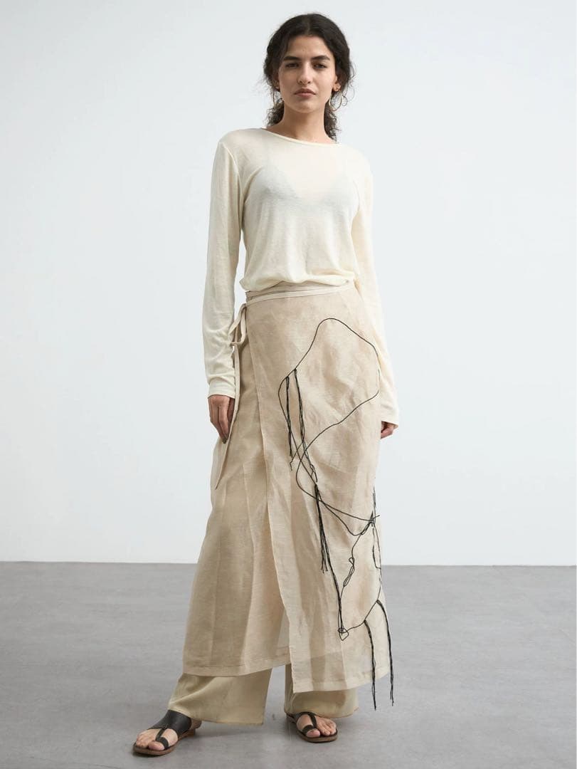 credonaアートエンブロイダリーラップスカート