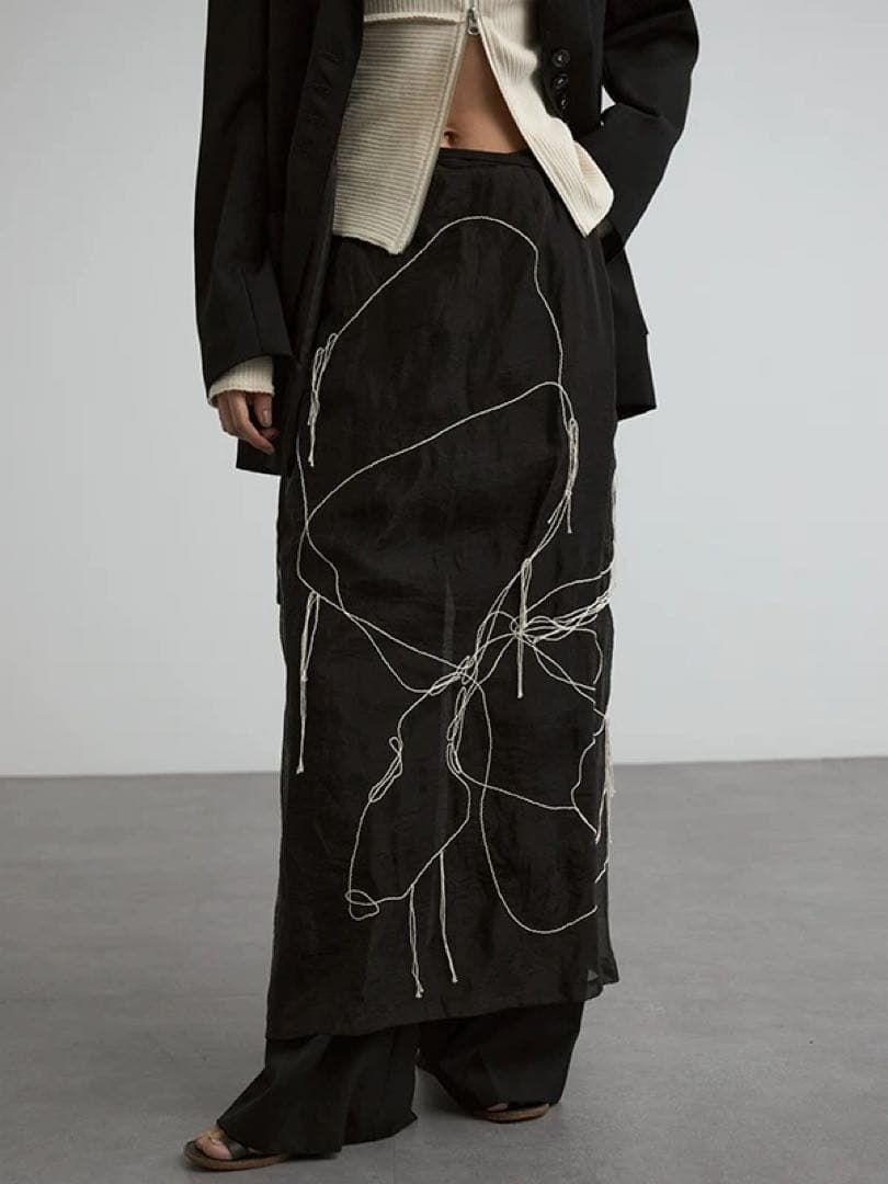 credonaアートエンブロイダリーラップスカート