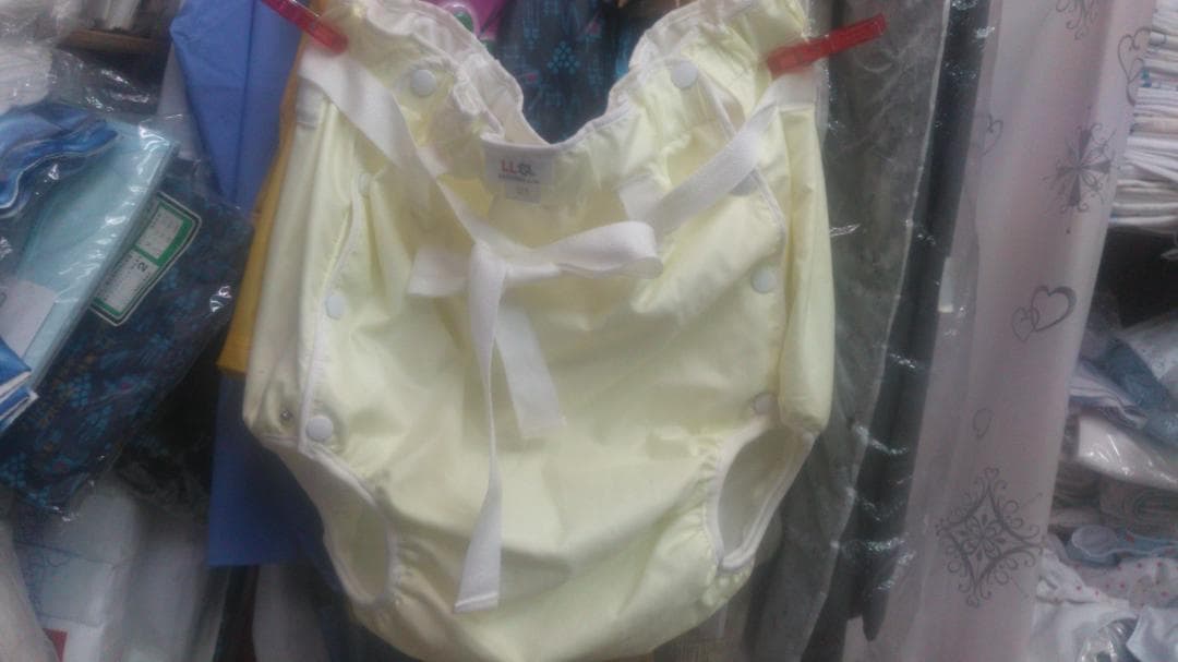 ニシキおむつカバー 　9277　ベビーイエロー　LLサイズ　金属ホック　白腰紐付