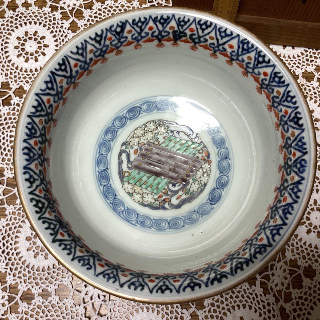 k38 古い伊万里焼の鉢　　錦手　　1個