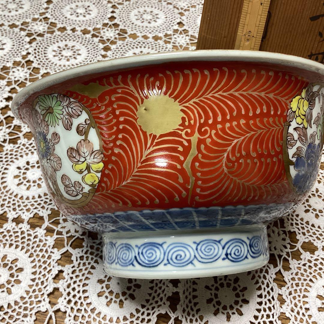 k38 古い伊万里焼の鉢　　錦手　　1個
