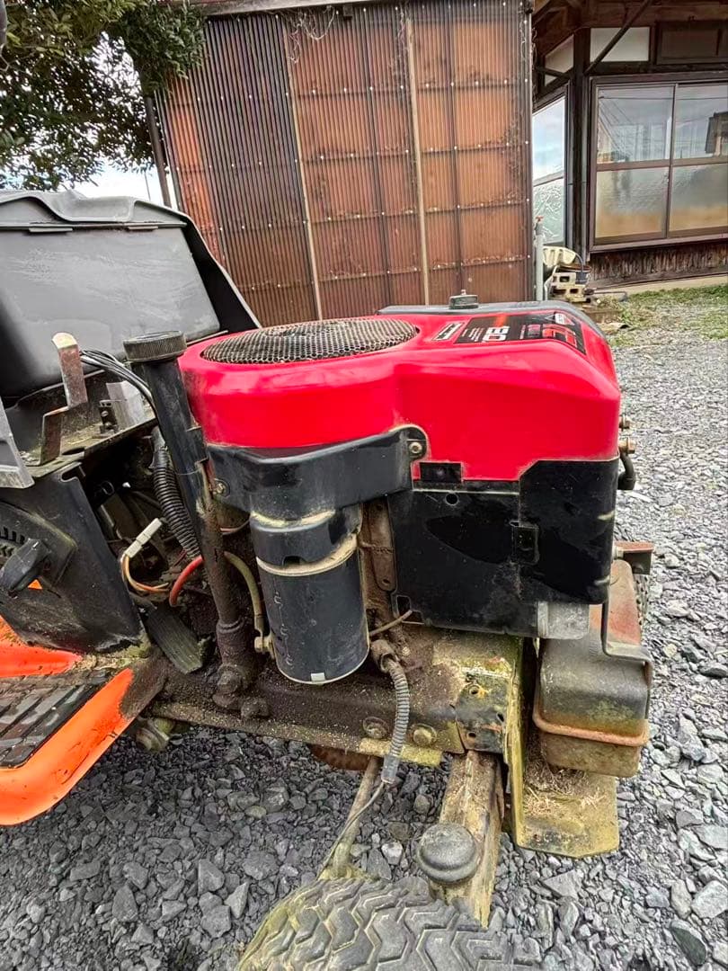 Husqvarna LT 130 草刈り用トラクター茨城县引き取り 限定