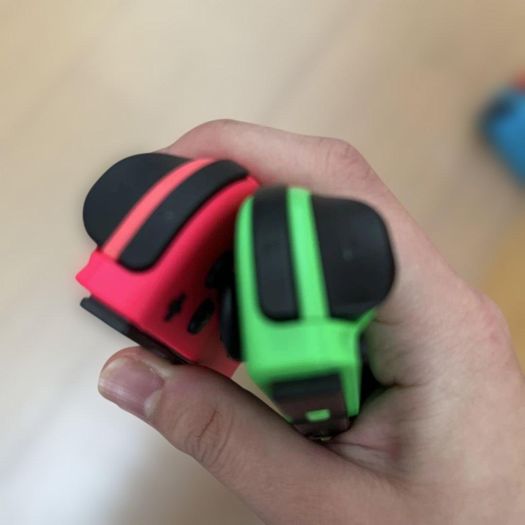 Nintendo Switch 本体 青・赤➕ジョイコンつき