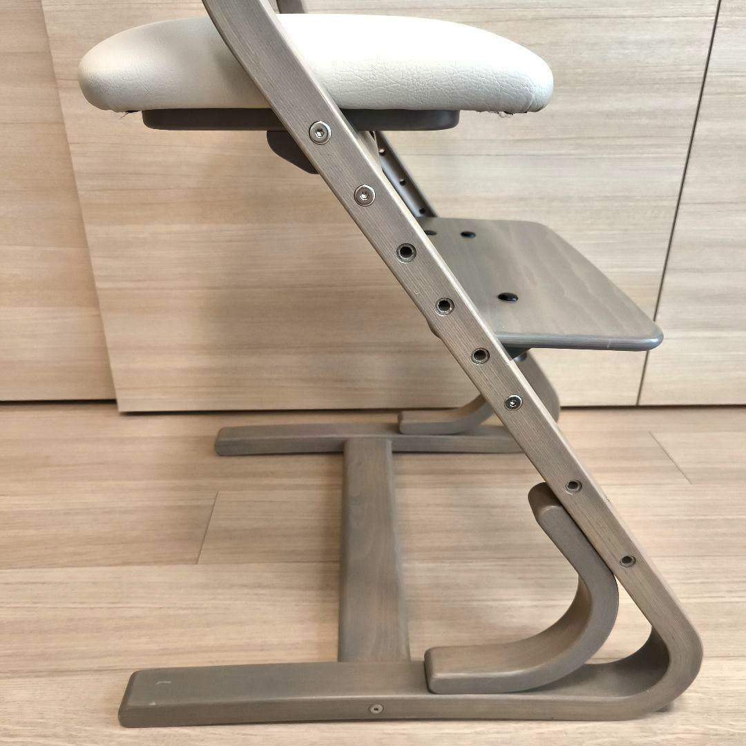 良品 KARIMOKU CHITANO カリモク チターノ 学習　子供用　椅子