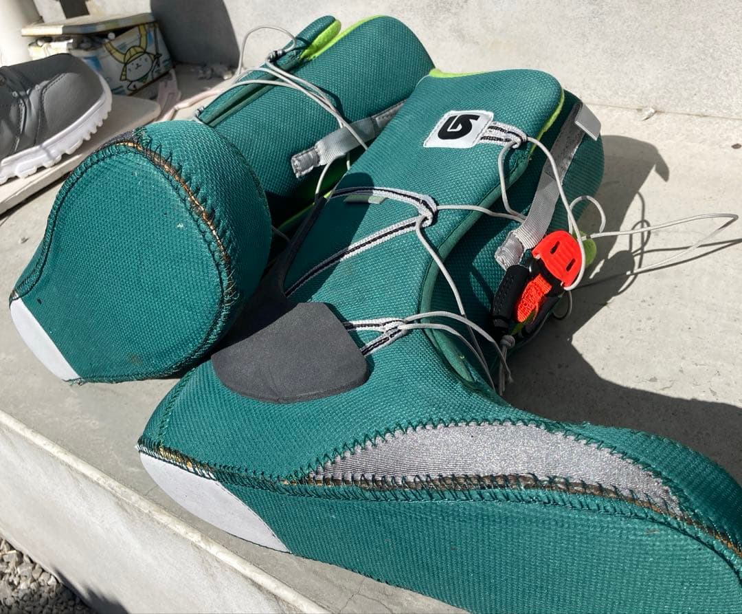 Burton スノーボードブーツ　28cm