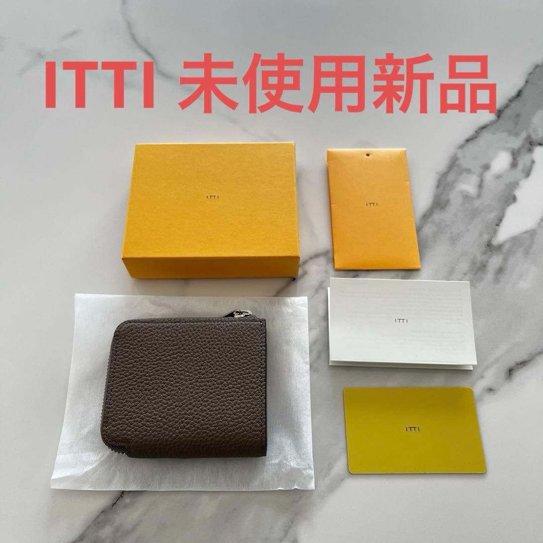 ITTI コンパクトウォレット　トープ　二つ折り財布　レザー　牛革　本革　グレー