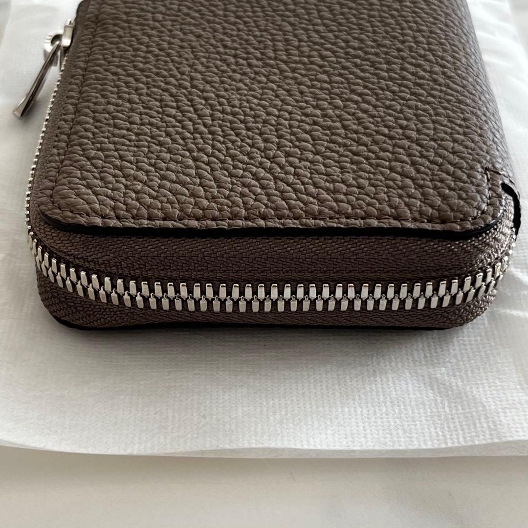 ITTI コンパクトウォレット　トープ　二つ折り財布　レザー　牛革　本革　グレー