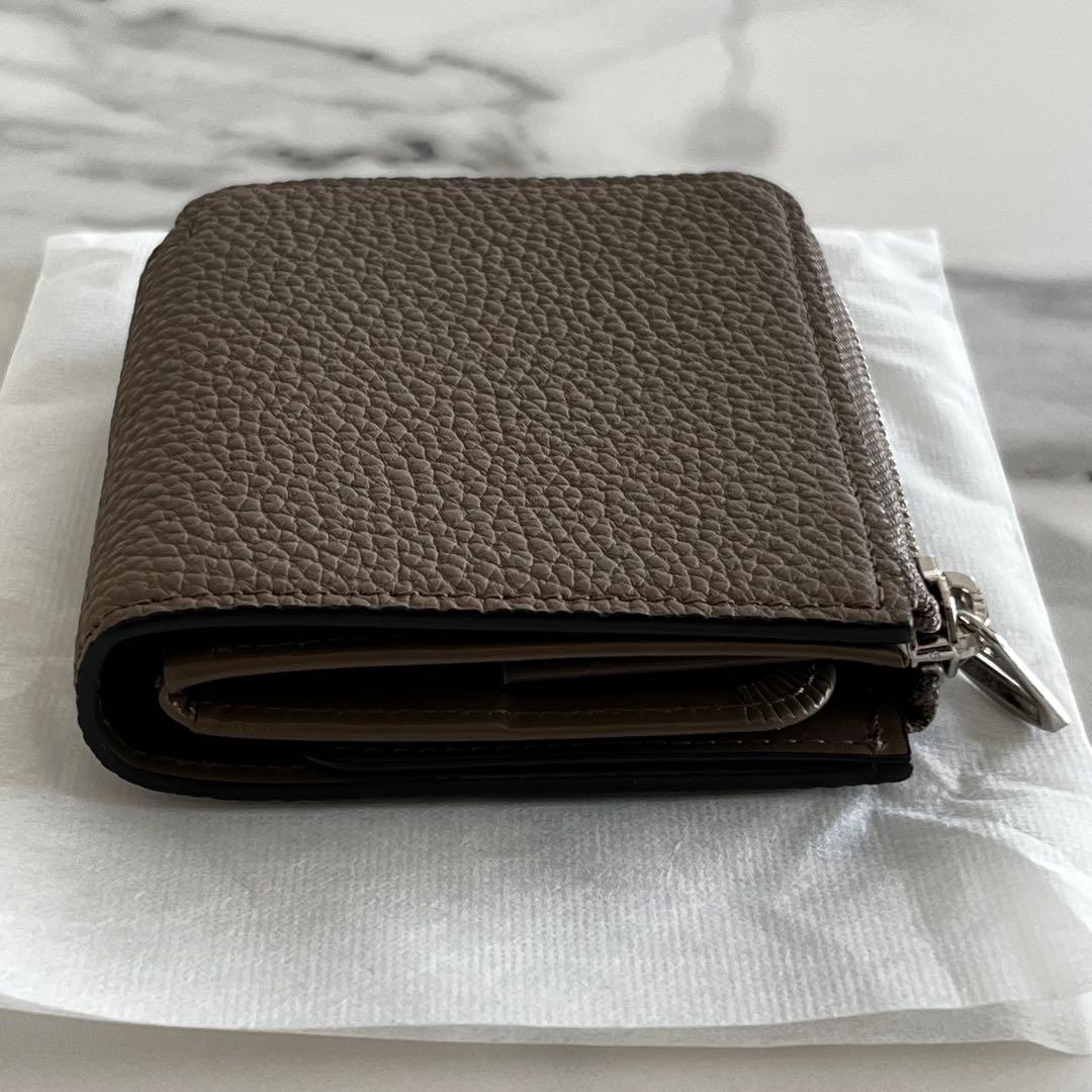 ITTI コンパクトウォレット　トープ　二つ折り財布　レザー　牛革　本革　グレー