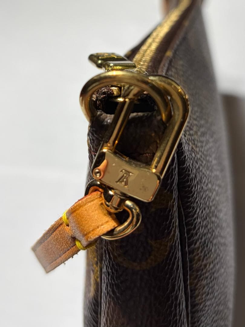 【美品】ルイヴィトン モノグラム ポシェット・アクセソワール 保存袋付