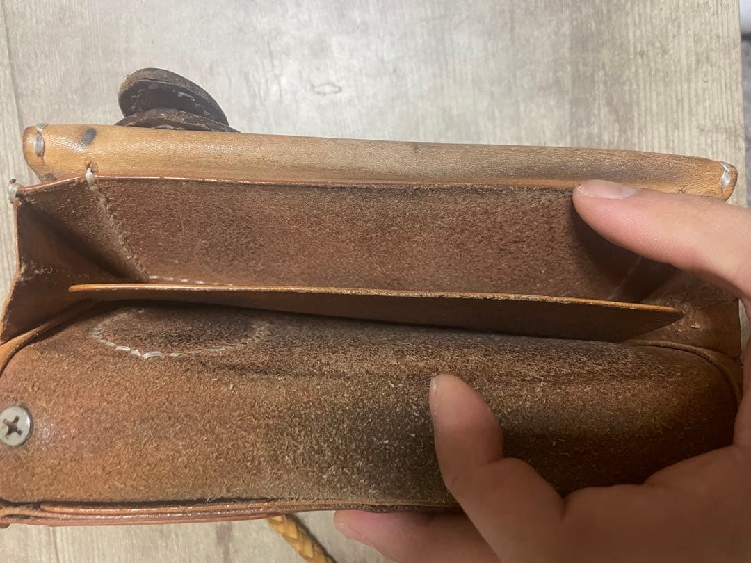 Kyle Decker レザー長財布