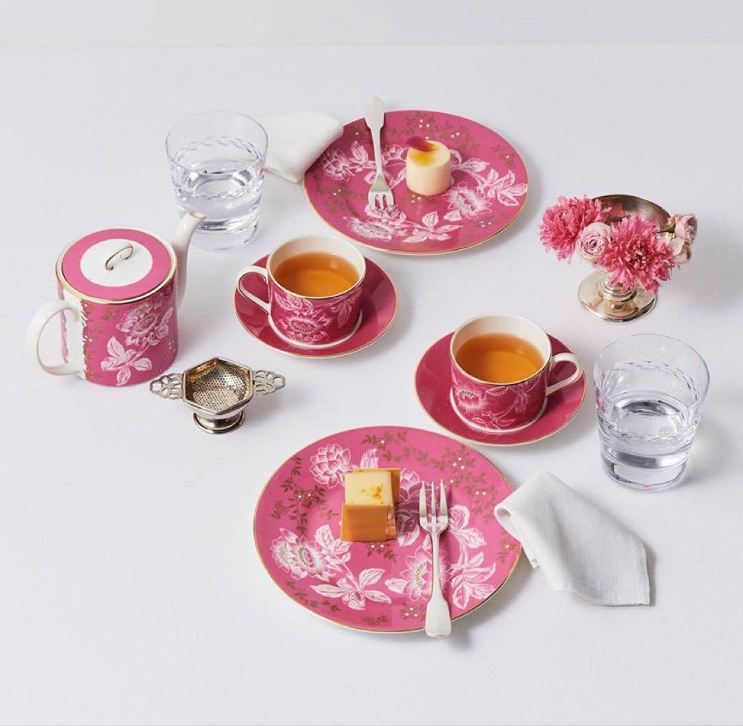 新品 ウェッジウッド ワンダーラストトンキン ピンク プレート　2枚