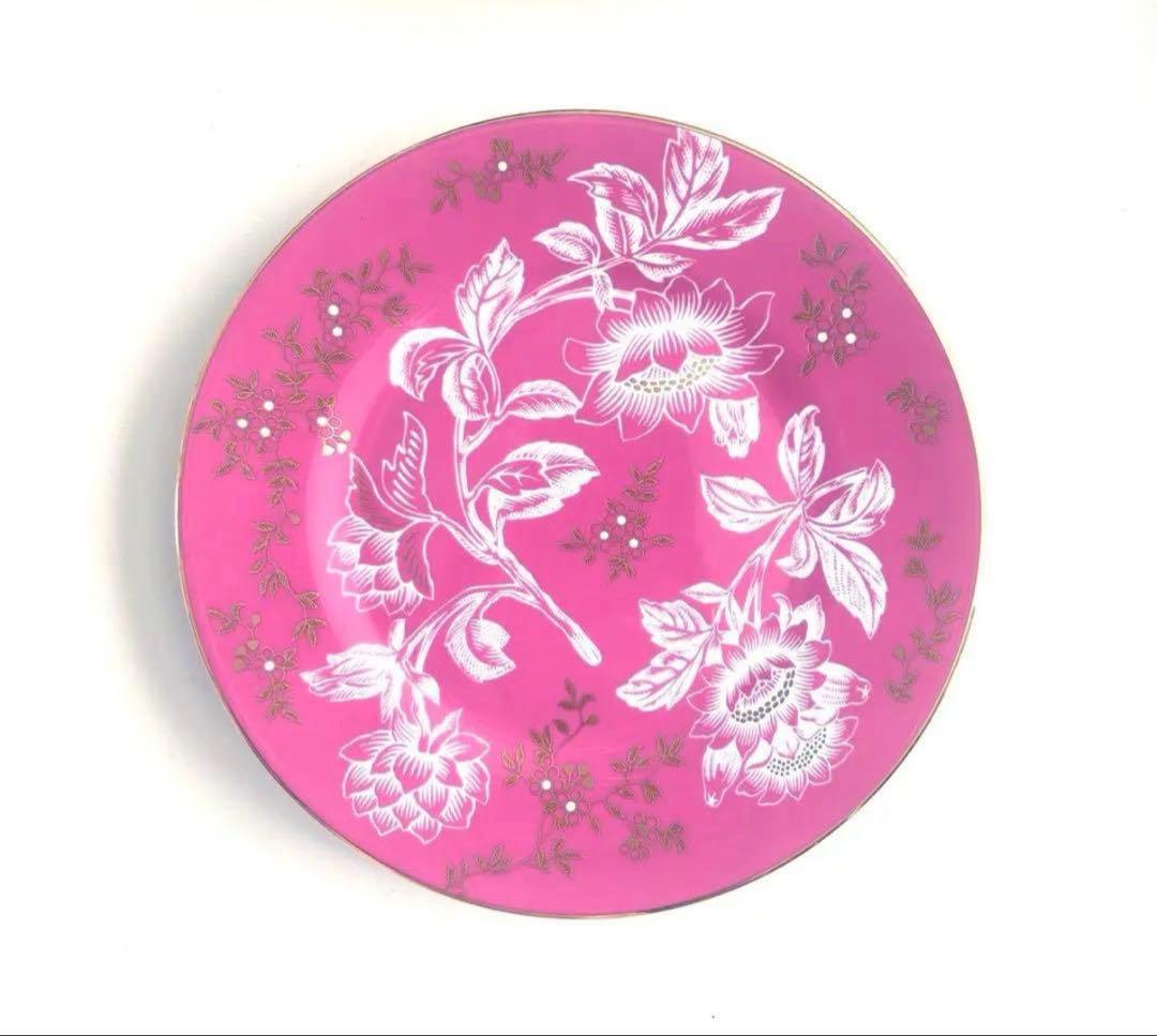 新品 ウェッジウッド ワンダーラストトンキン ピンク プレート　2枚