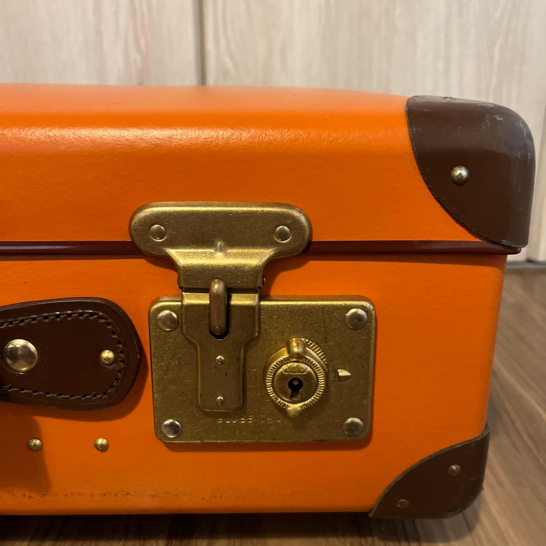 グローブトロッター　オリジナル 20インチ トロリー　GLOBE TROTTER