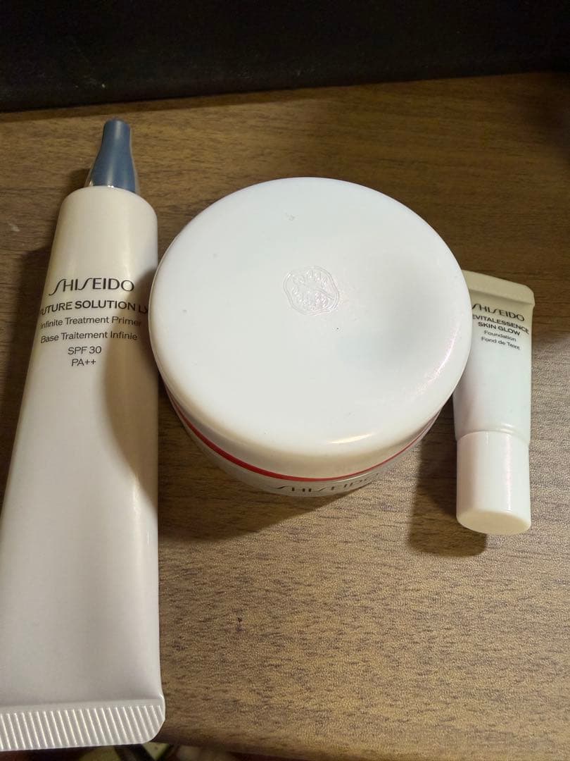 SHISEIDO ファンデーション　パウダー　下地セット