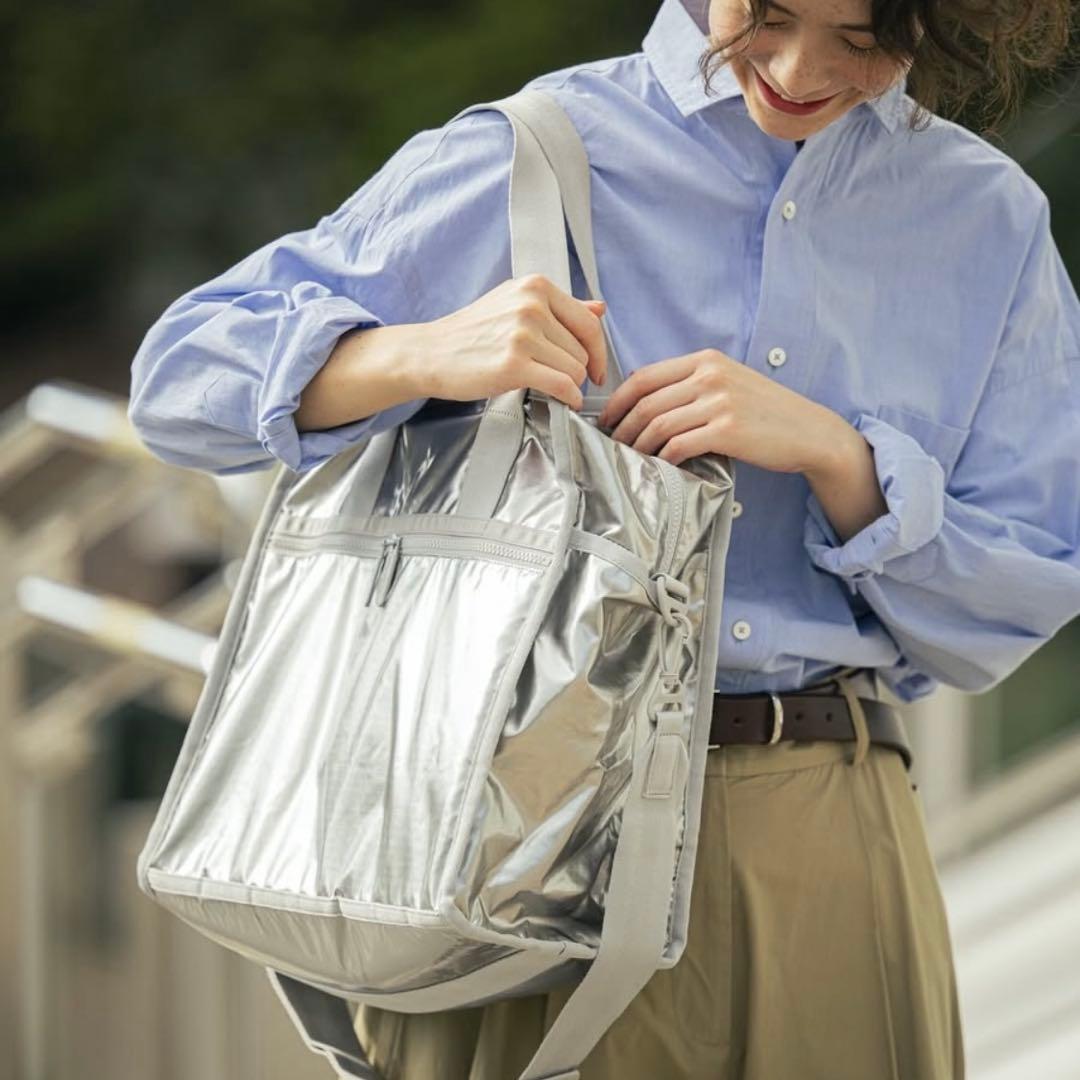 LESPORTSAC シルバー ボストンバッグ
