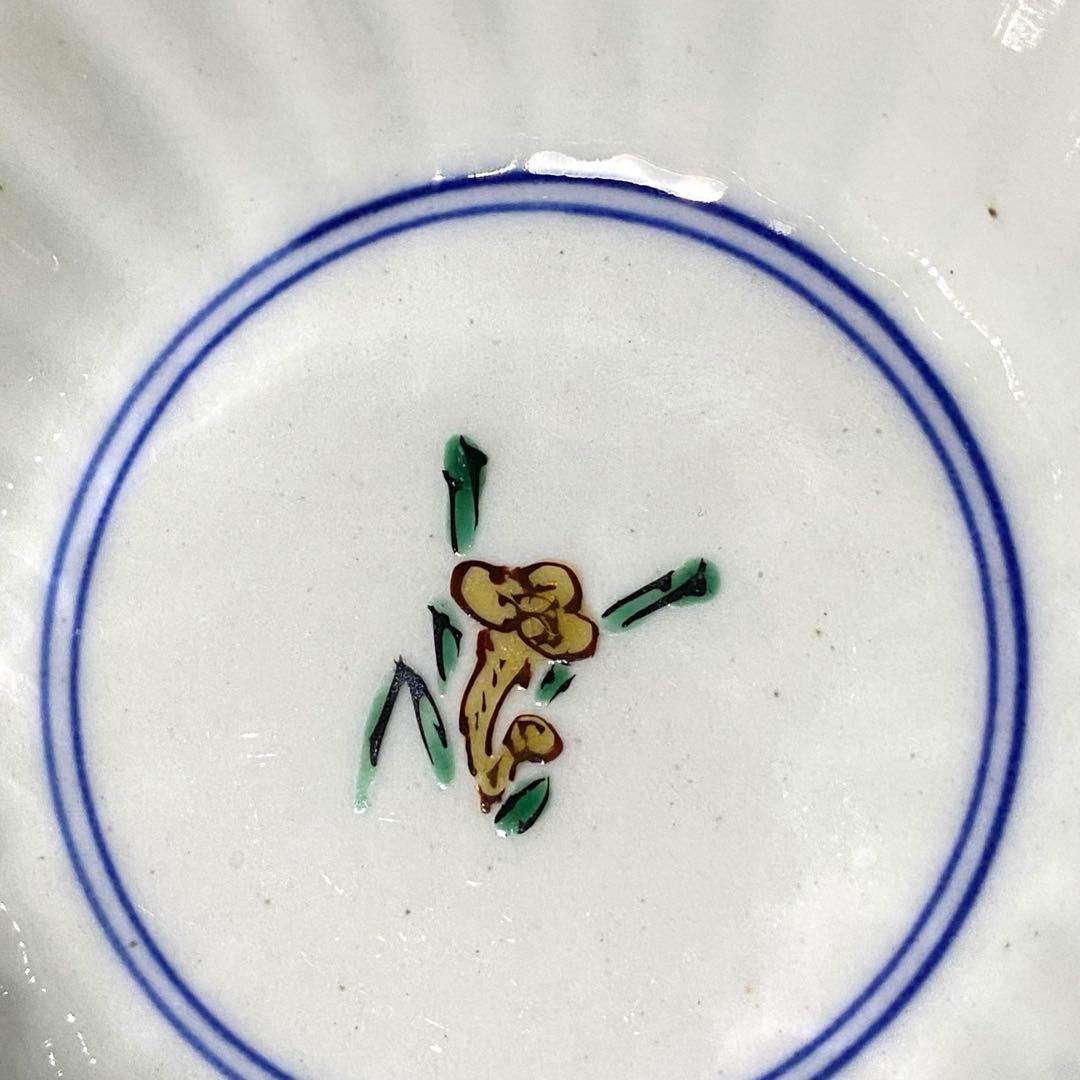 時代物・骨董　九谷焼　美山窯　四寸鉢　輪花小鉢・菊割・向付　呉須手描き桃柄　二客