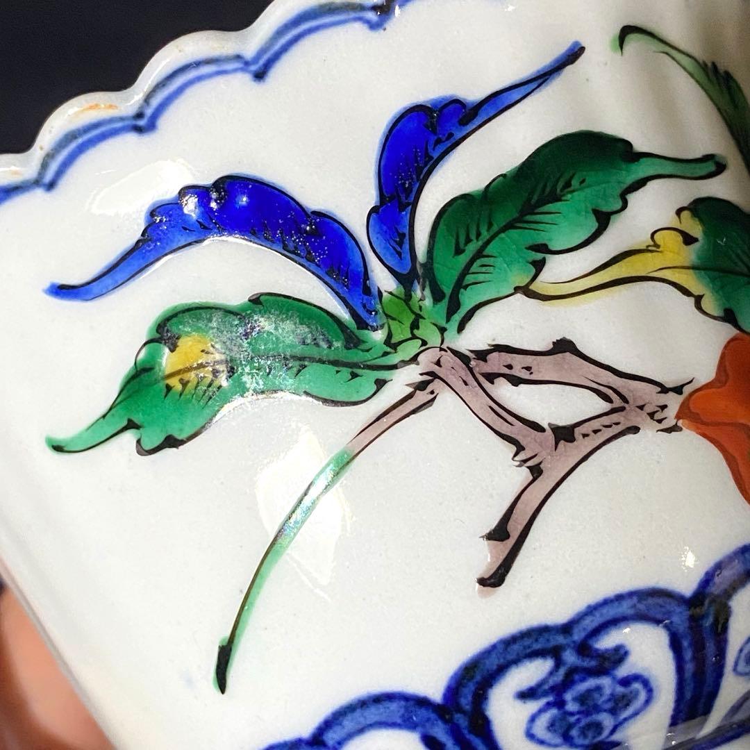 時代物・骨董　九谷焼　美山窯　四寸鉢　輪花小鉢・菊割・向付　呉須手描き桃柄　二客