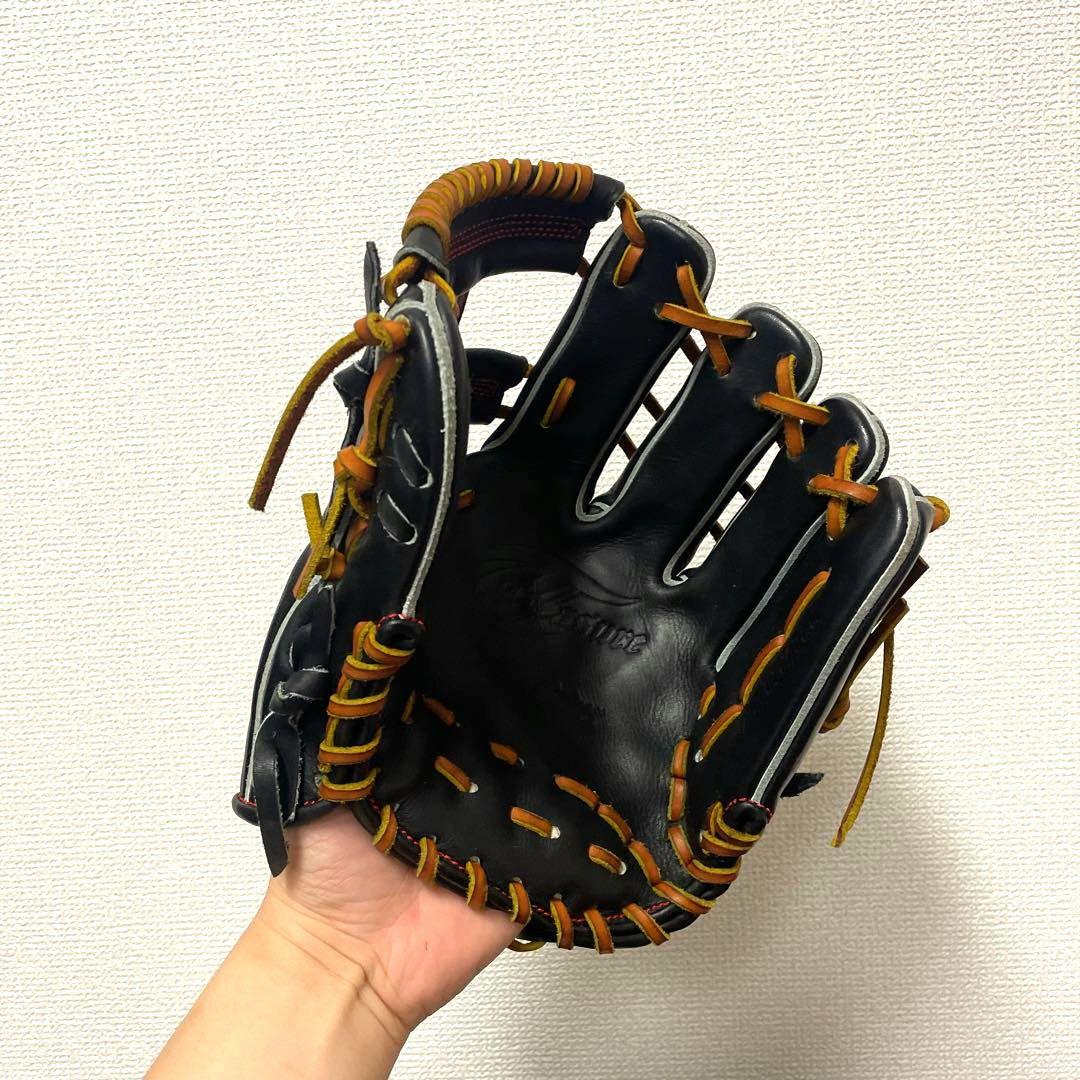 323 トレジャー 未使用 型抜群 即戦力 硬式 内野手用グローブ