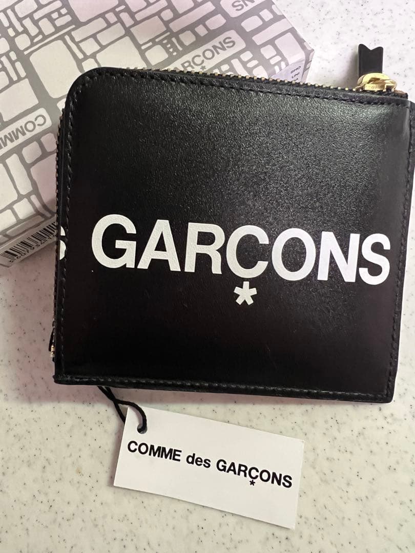 COMMEdesGARÇONS財布コムデギャルソン