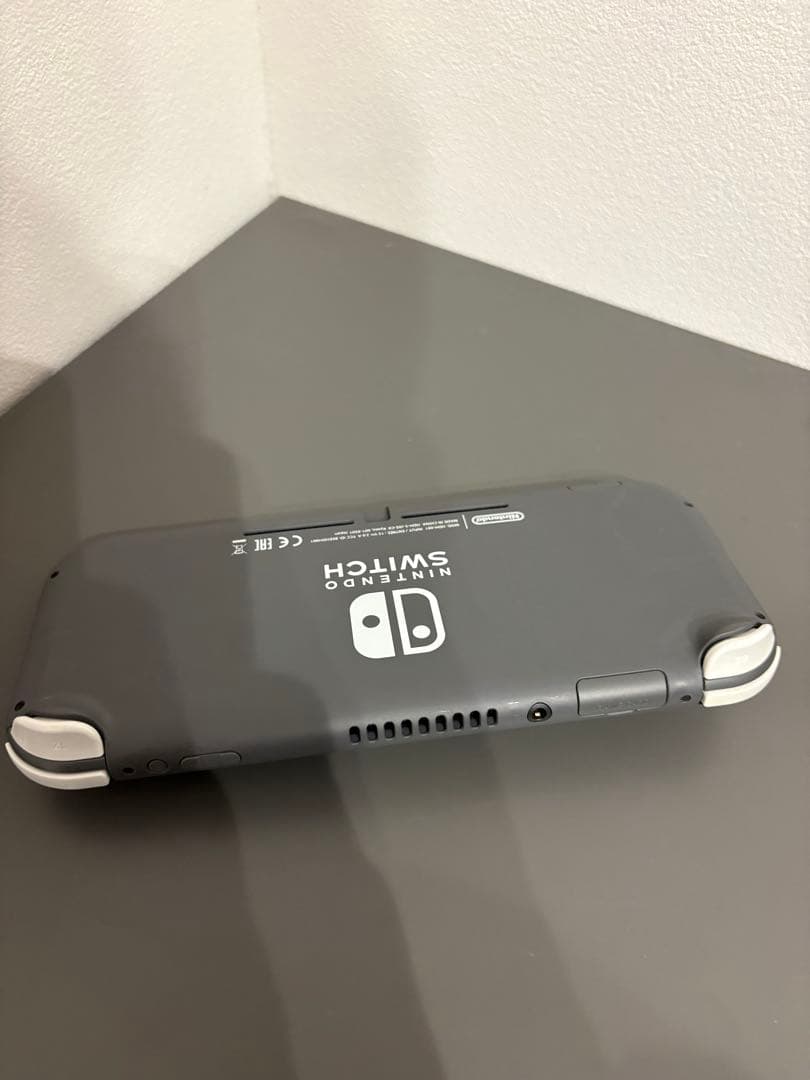 ニンテンドーswitchライト　グレー