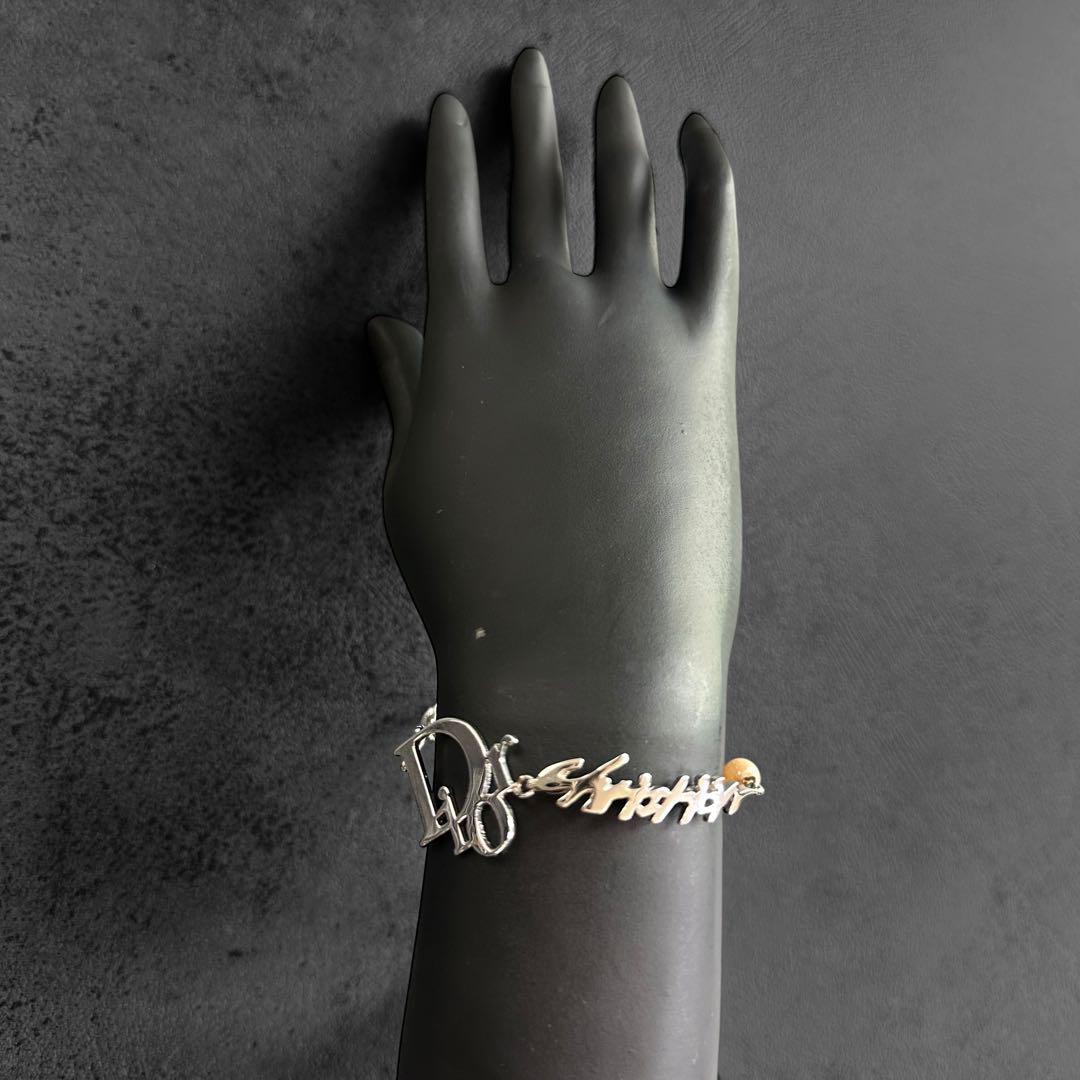 アクセサリー Dior Trotter Pearl Cursive Logo Bracelet