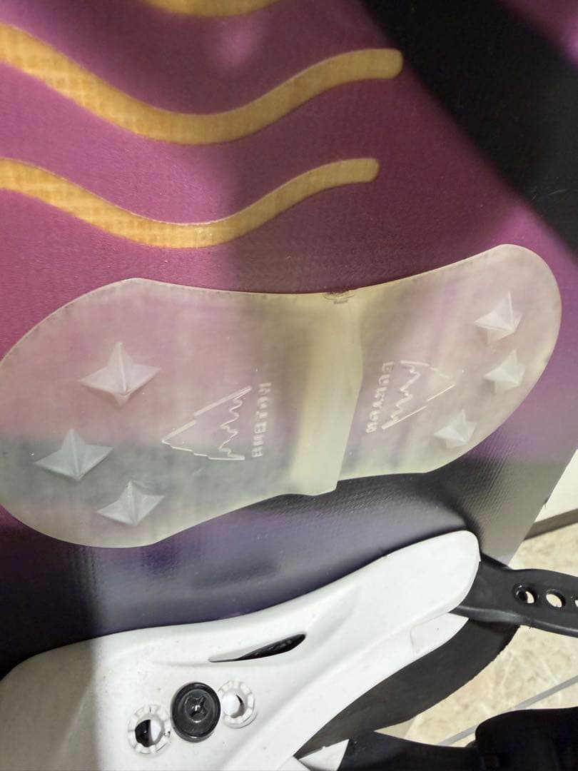 【美品】SALOMONサロモンスノーボード LOTUS　LTD　135セット