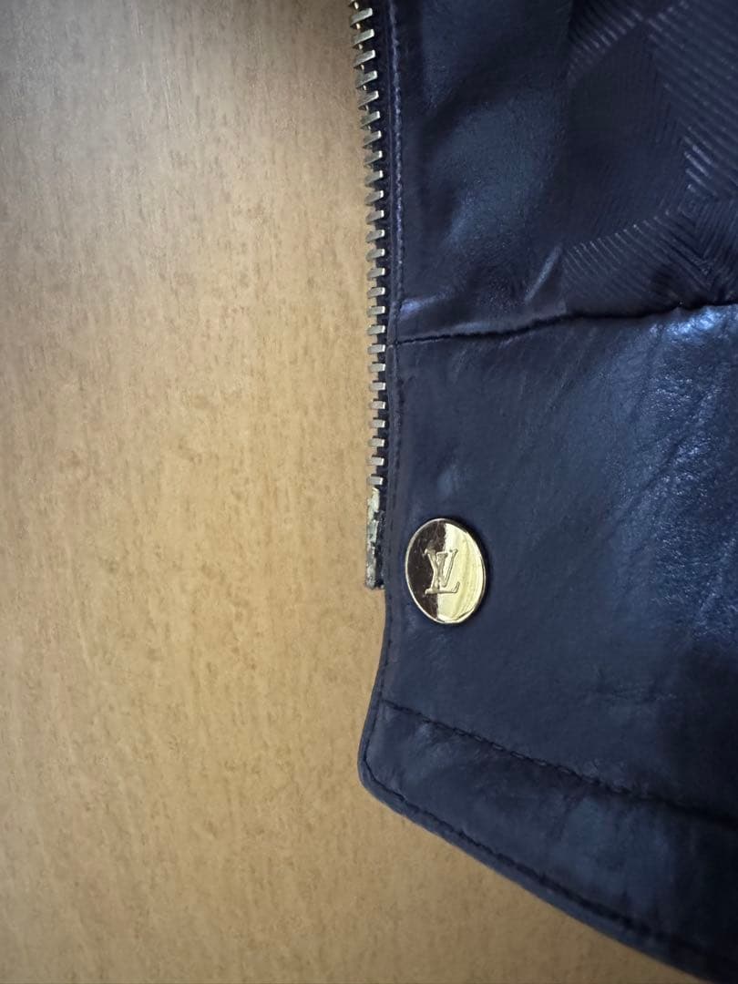 ★ゴールドリボン★子供達の未来の為に❗★専用 ルイヴィトン　革ジャン　ライダース