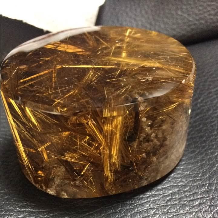 ルチルクォーツ原石 約50ミリ×約23ミリ円柱型