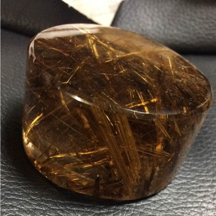 ルチルクォーツ原石 約50ミリ×約23ミリ円柱型