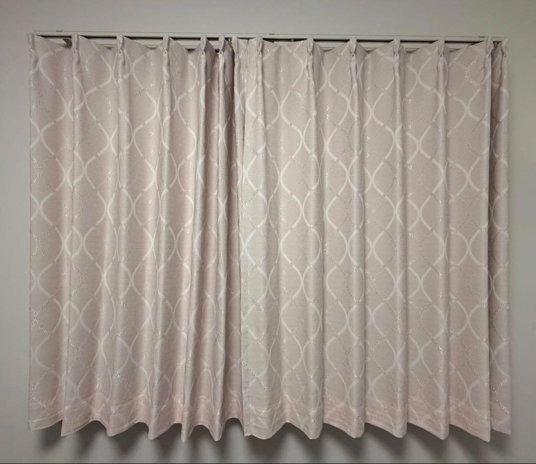 ニトリ　カーテン　裏地付き遮光2級・遮熱カーテン ローズ　GY レースカーテン