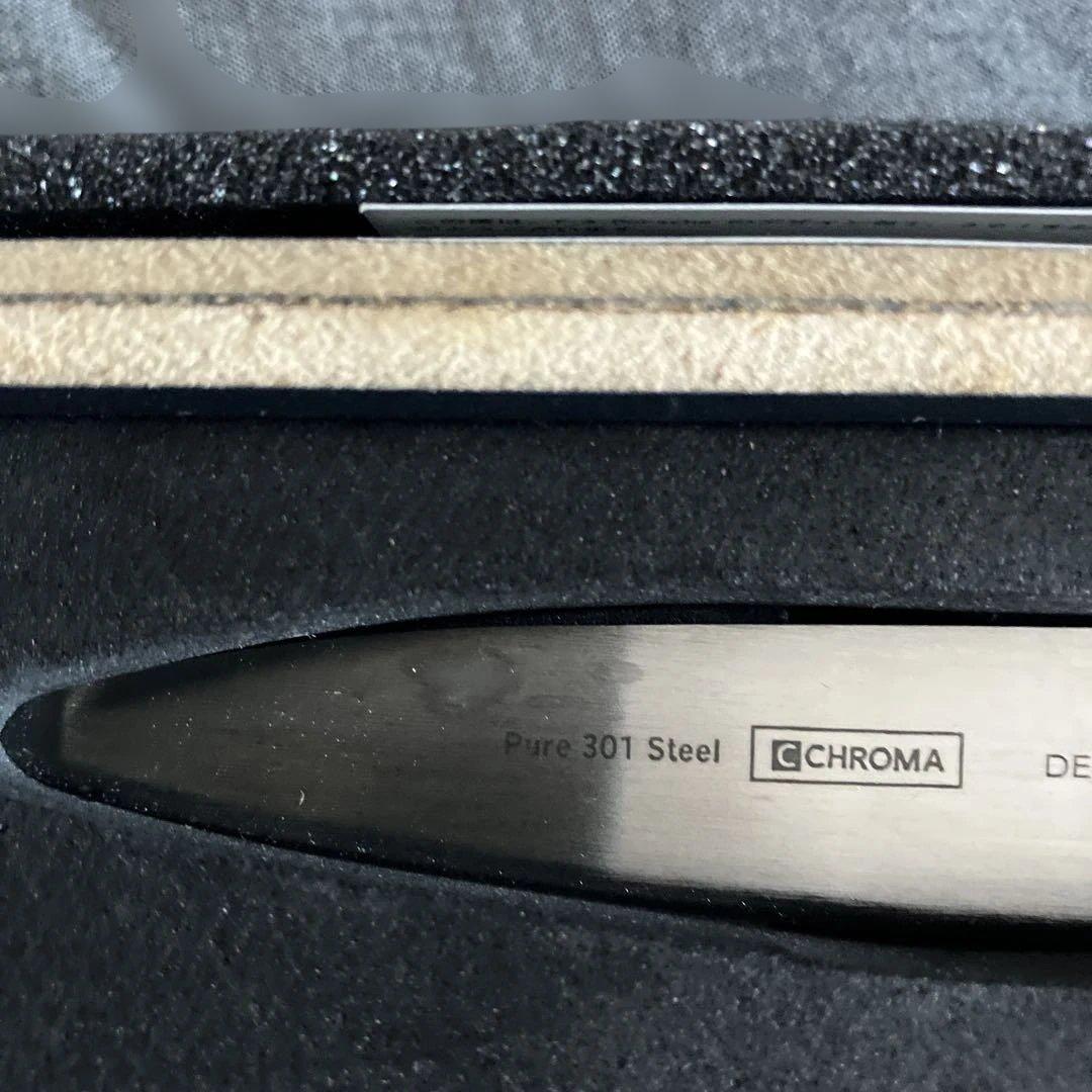 Chroma cutlery 牛刀、三徳、文化、パーリングナイフセット
