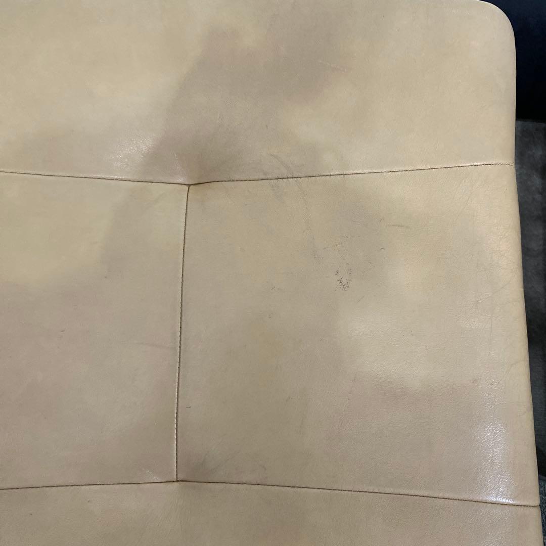 美品　カリモク　オットマン　CHITANOシリーズ　本革