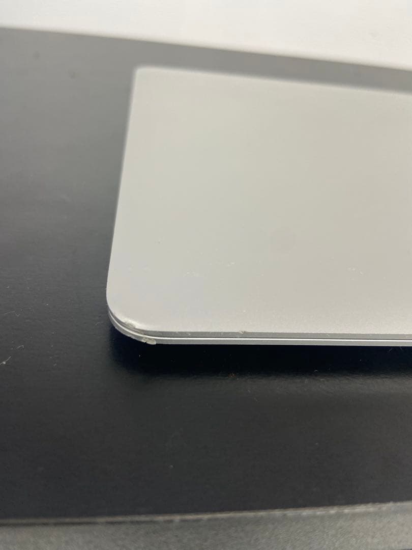 Apple MacBook 13インチ シルバー