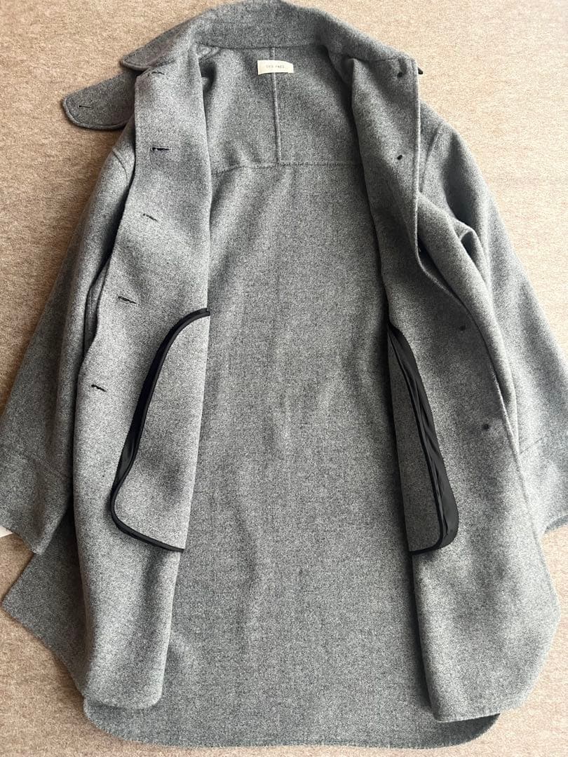 今期25冬新作未使用タグ付きデプレコートDESPRESトゥモローランド