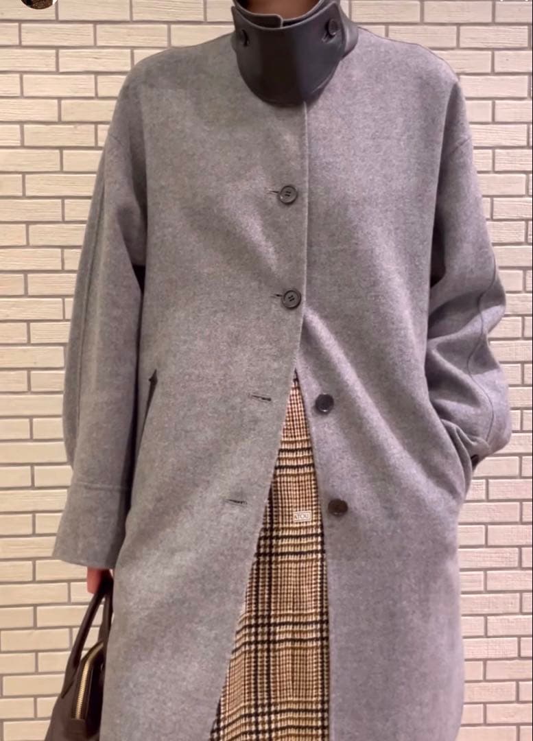 今期25冬新作未使用タグ付きデプレコートDESPRESトゥモローランド