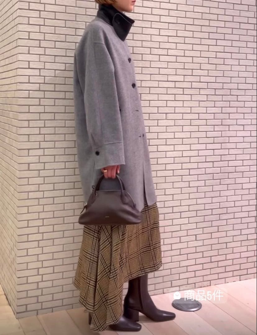 今期25冬新作未使用タグ付きデプレコートDESPRESトゥモローランド