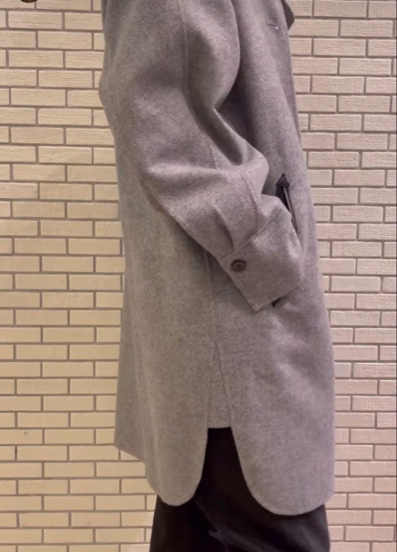 今期25冬新作未使用タグ付きデプレコートDESPRESトゥモローランド