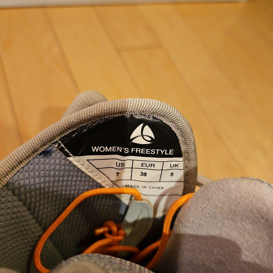 バートン　スノーボードブーツ　フリースタイル　24㎝