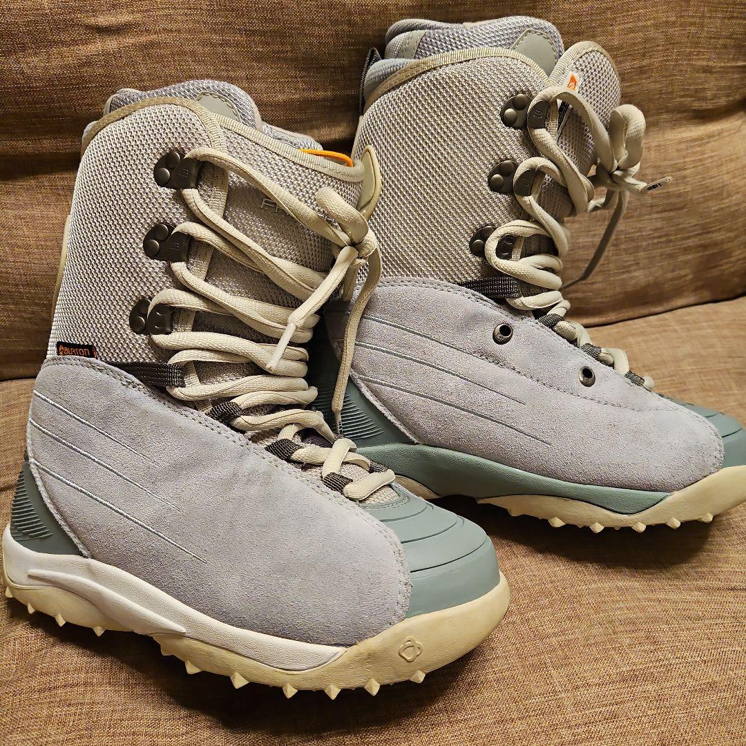 バートン　スノーボードブーツ　フリースタイル　24㎝