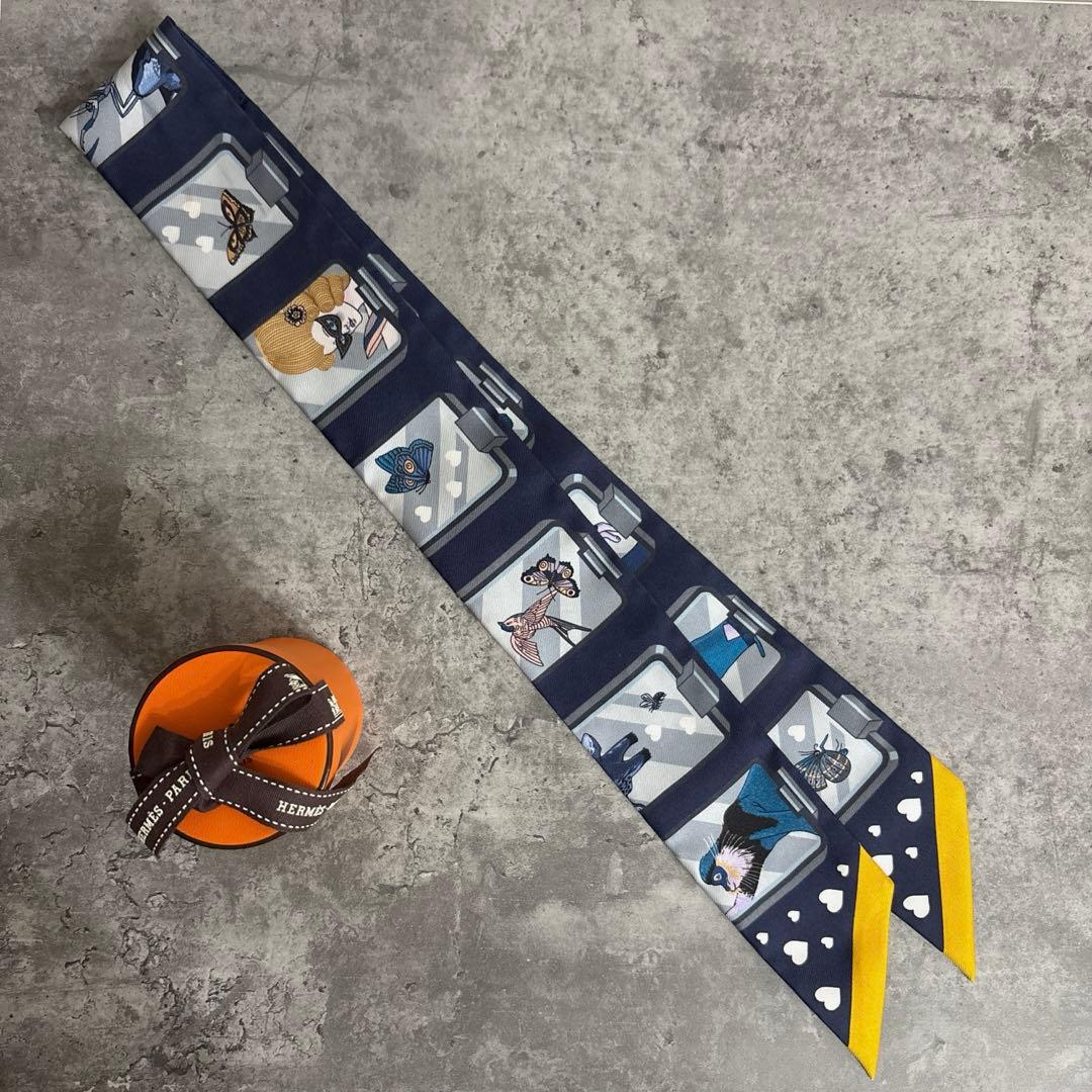 エルメス　ツイリー　エルメスストーリー　スカーフ　人気柄　ネイビー