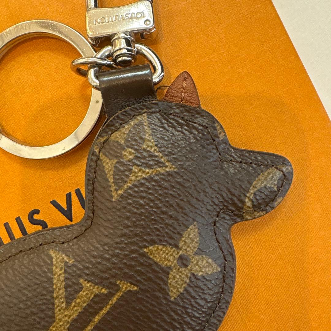 ルイヴィトン　ポルトクレ・アニマル　犬　キーリング