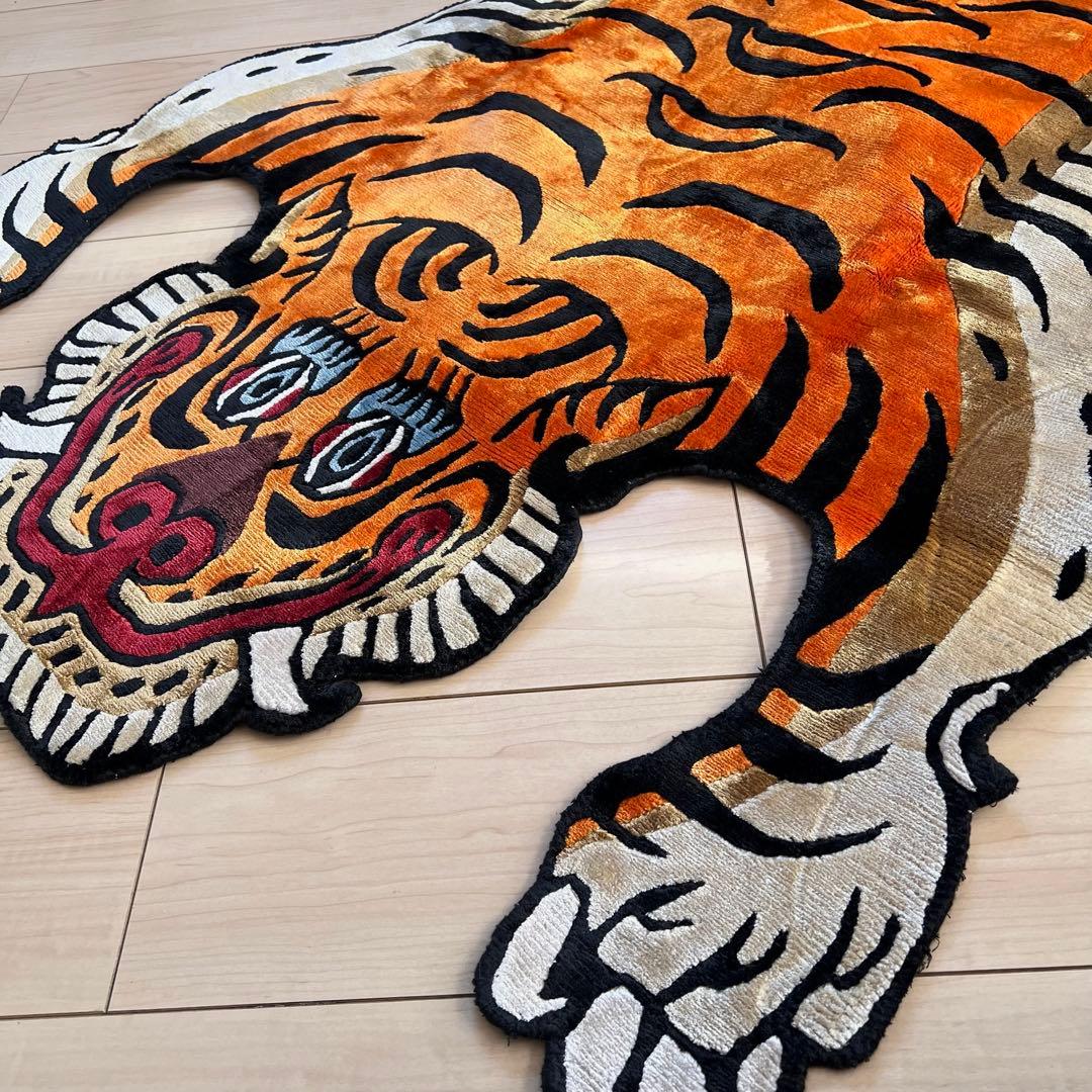ビッグサイズ チベタンタイガーラグ約190cm×90cmシルク100%