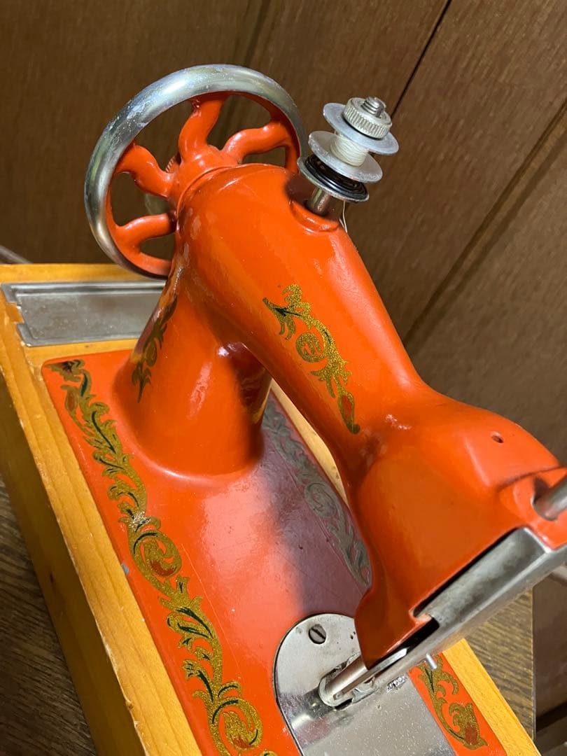 アンティークミシン ヴィンテージ レトロ 手回しミシン