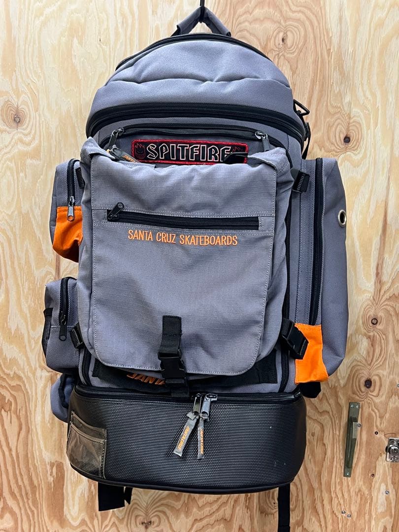 SANTA CRUZ スケートボード リュック