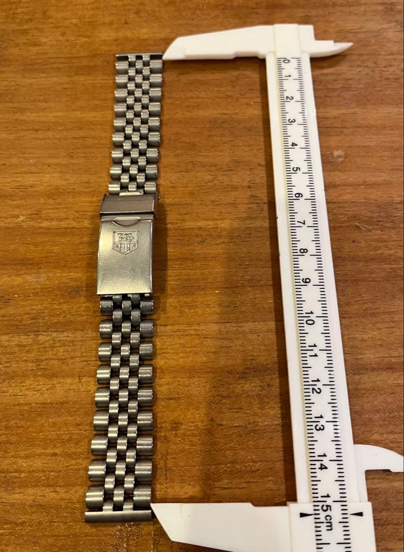 タグホイヤのフォーミュラ1 純正ベルト18mm